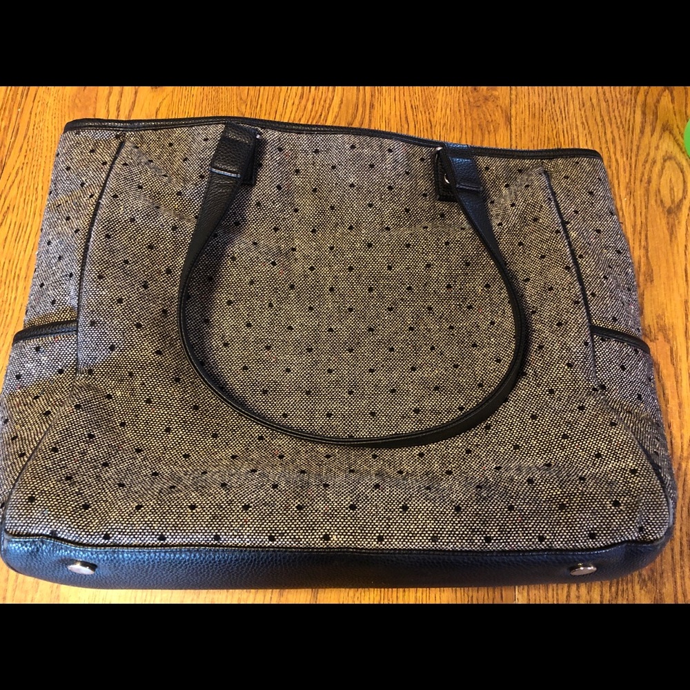 31 bags Cindy tote